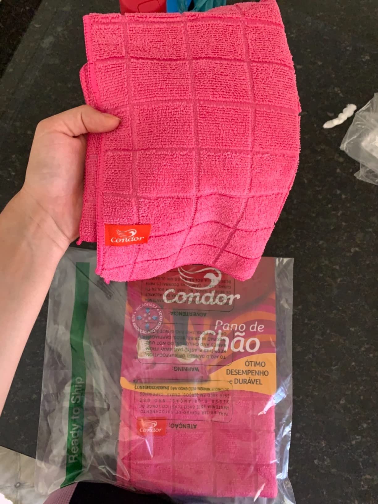 Pano de microfibra Condor específico para chão, ideal para pisos frios e uso pesado